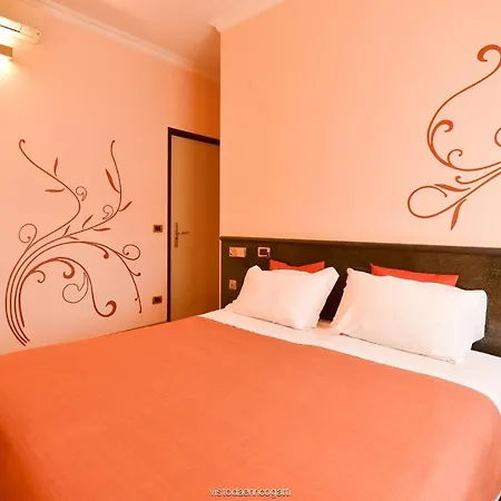 Quo Vadis 3*